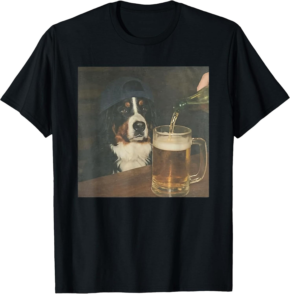 Bernese Mountain Dog Drinking Beer T-Shirt - Black
